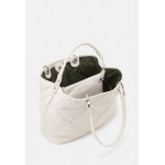 Emporio Armani QUILTED STUD MEDIUM SET - Handbag - white