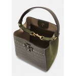 Tory Burch GRAW EMBOSSED SMALL BUCKET BAG - Handbag - new olive/green