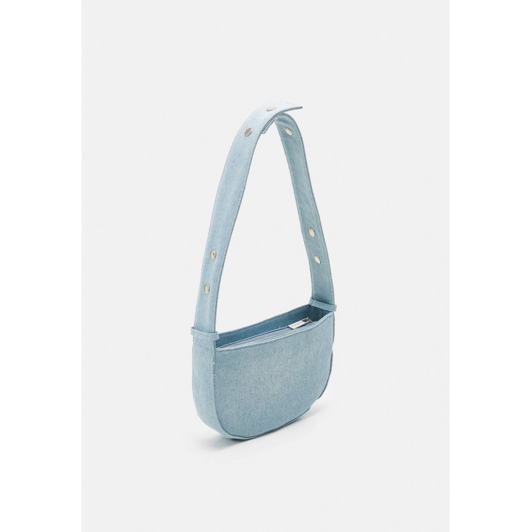 Fiorucci PATCH SHOULDER BAG - Handbag - light vintage/light-blue denim
