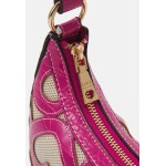 Love Moschino MULTI QUILT HEARTED BAGUETTE - Handbag - fantasy color/pink