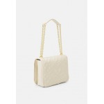 Love Moschino QUILTED CHAIN SHOULDER BAG - Handbag - off-white