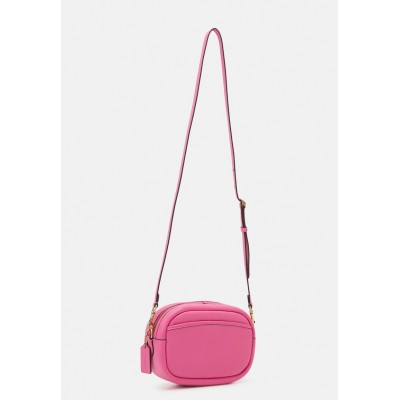 Coach SOFT CAMERA WITH STRAP - Across body bag - petunia/pink