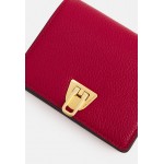 Coccinelle BEAT SOFT CROSSBODY - Across body bag - ruby/red